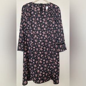 H&M Divided 3/4 sleeve dress size 12